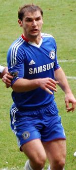 2010년 뉴캐슬 유나이티드와의 경기에서 활약하는 이바노비치