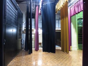 무대 우측에서 무대 좌측을 바라본 모습 (캔버라 앨버트 홀, 2016)