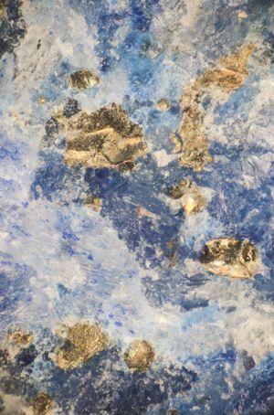 현미경으로 본 청금석 (240배)