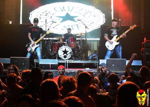 팝 펑크 밴드 더 퀴어스