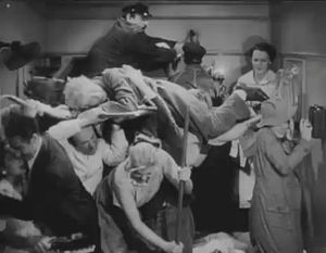 영화 예고편에 나오는 선실 장면