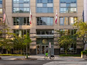 워싱턴 센터(2024)