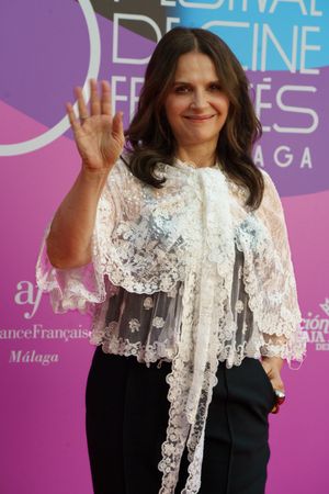 2024년 10월 말라가 프랑스 영화제에 참석한 비노슈