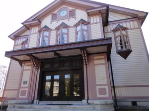 우에다 잠사 전문학교 강당 (현 신슈 대학 섬유학부 강당, 등록 유형 문화재)