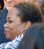 레지나 테일러 — 드라마 시리즈 부문 여우주연상 수상