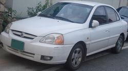 기아 리오 SF (전기형 세단) 정측면