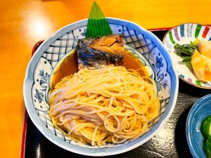 구운 고등어 소면