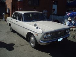 토요타 크라운 정측면