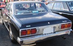 토요타 크라운 후측면