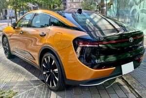 크로스오버 사양 후면부