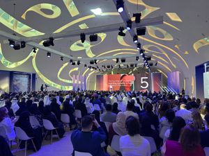 두바이 미래 포럼(2024), 매년 열리는 최대 규모의 미래학자 모임.