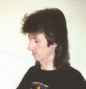 1990년 기타리스트이자 키보드 주자인 밥 잭슨