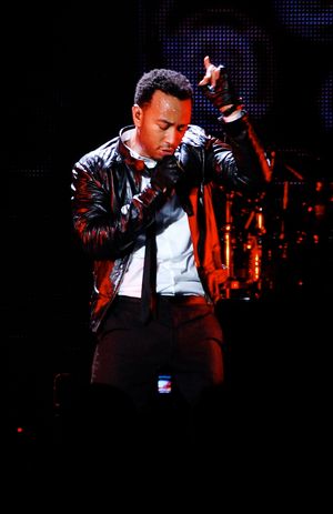 2009년 타워 극장에서 공연하는 레전드