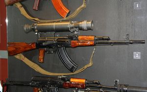 NSP-3 야간 투시경이 장착된 AKML.