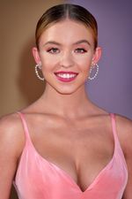 시드니 스위니가 이 앨범의 영화화에 출연했다.