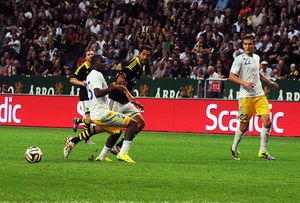 2014년 AIK와의 UEFA 유로파리그 2014-15 예선 경기