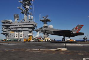 USS Nimitz 에 F-35C