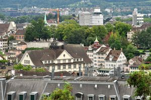 취리히 연방 공과대학교 고원에서 바라본 린덴호프