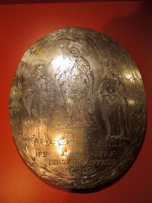 성 요한 세례자 교회 보물창고의 은세공품(1694). 라퍼스빌 시립 박물관 소장