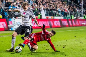 2014-15 엑스트라클라사에서 레기아 바르샤바와의 원정 경기