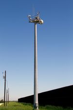 텍사스주 국경에 설치된 원격 기능이 있는 무인 감시탑