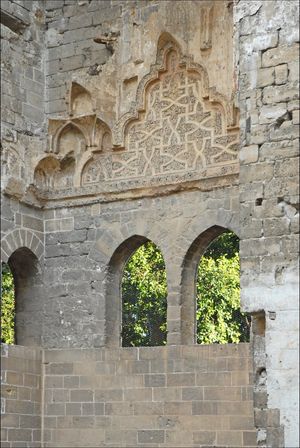 쿠바 궁전 벽의 아라베스크