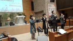  CCM을 부르고 있는 성도들, 2017년 11월 1일, 수원 사명의 교회