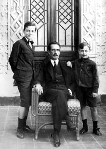 카를루스 샤가스와 그의 아들들, 에반드로 샤가스와 카를루스 샤가스 필류