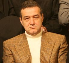 Gigi Becali, 2003년부터 FCSB의 논란이 많은 구단주