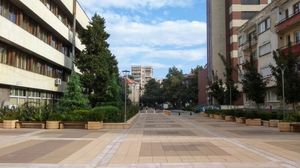 2018년 재건축 후의 얌볼 시내