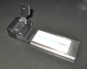 익스프레스카드 34에 통합된 모바일 광대역 모뎀