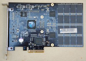 OCZ RevoDrive SSD, 풀 하이 x4 PCI 익스프레스 카드