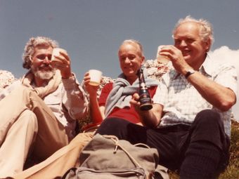 왼쪽이 칼 우즈, 가운데가 랄프 울프, 오른쪽이 오토 칸들러. 1981년