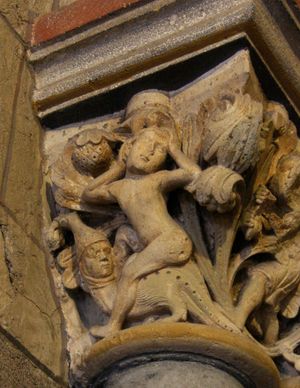 이브가 13세기 라흐 수도원 교회의 기둥머리 조각상에서 뱀을 타고 있다.