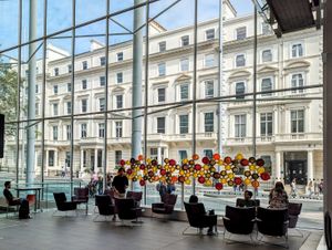 정문에서 본 모습