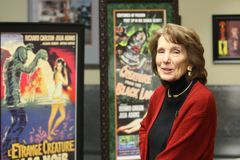 은퇴 시기의 줄리 (2011년 6월)