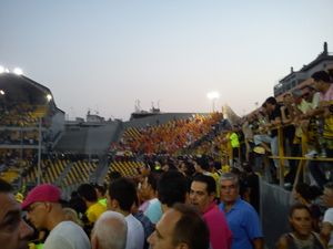 아리스 테살로니키와의 경기에서 야기엘로니아 팬들 (2010년 5월 8일)