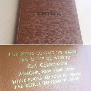 1980년대 IBM 씽크 메모장(위), 노트북 이름의 영감을 주었으며, 메모장 리필 정보(아래)