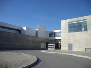 Parkurbis는 코빌량에 새로운 사업을 유치한 과학 공원이다.