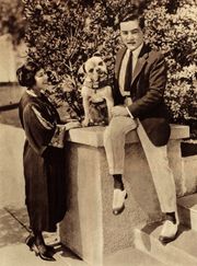 세슈와 츠루코, 그리고 개의 다이너마이트(1922년 1월호 Photoplay지)