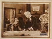 The Man Beneath}}』(1919년) 로비 카드