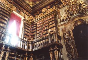 그룹은 포르투갈 코임브라 시와 그곳에 위치한 코임브라 대학교에서 이름을 따왔다.