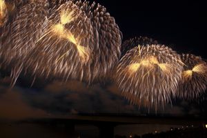 나가오카시의 부흥 기원 피닉스 불꽃놀이 (2011년 8월 촬영)