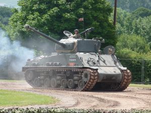 2009년 전차 박물관의 M4A2 76mm HVSS 셔먼