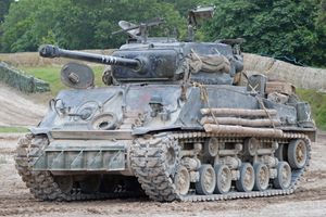 탱크 박물관의 M4A2 76mm HVSS 셔먼, 퓨리 제작에 사용됨