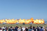 근접 항공 지원 전시에서의 모의 폭탄 (2017년)