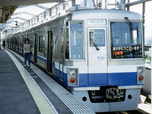 1991년 8월 리모델링 전 1000계 전동차