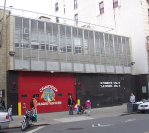 뉴욕시 소방국 제9 소방서/사다리 제6 소방서