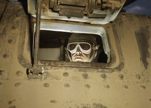 1942년 포트 녹스에서 전차 운전병