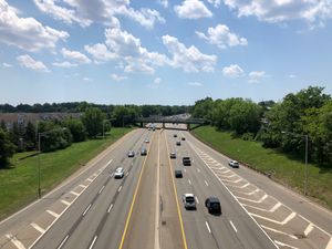 클리프턴의 가든 스테이트 파크웨이 남쪽 방면